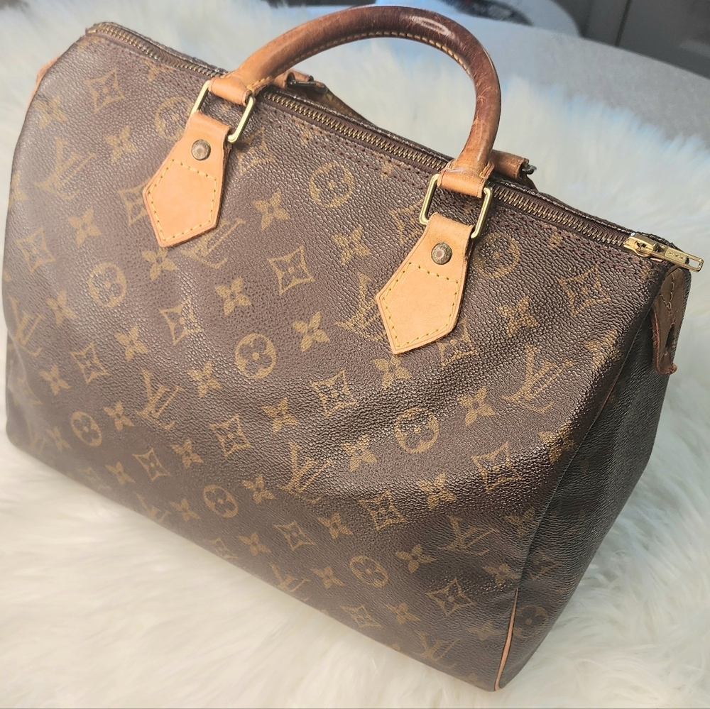Louis Vuitton Speedy 30 Monogram with COA
